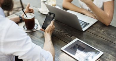 Publier des Articles Sans Être Propriétaire de Blogs : Maximiser Votre Rayonnement et Votre Autorité Numérique